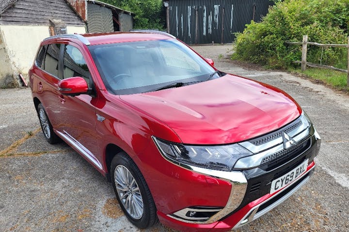  Mitsubishi Outlander PHEV 2.4h Twinmotor 13.8kwh Exceed SUV 5dr Petrol Plug In Hybrid Cvt 4wd Euro 6 (s/s) (224 Ps) 2019