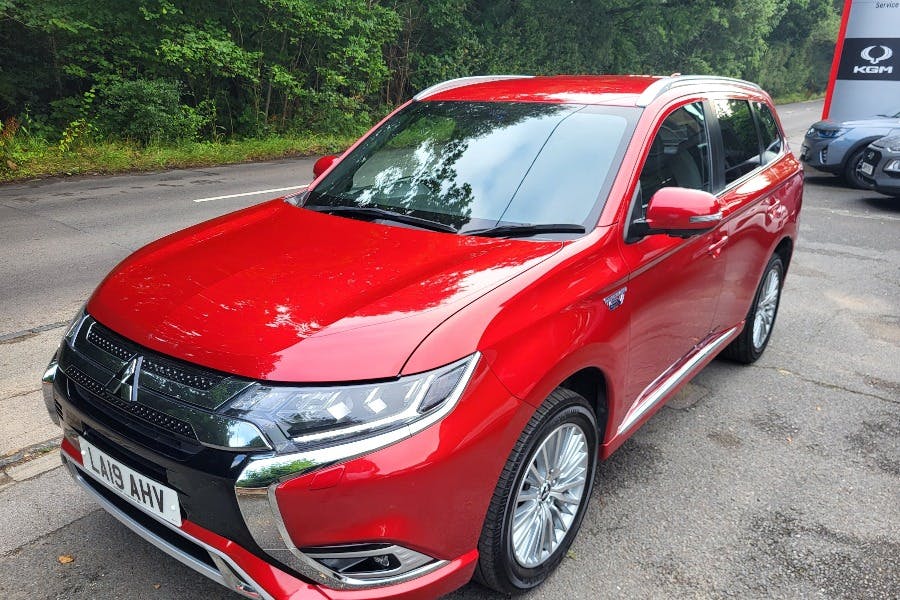  Mitsubishi Outlander PHEV 2.4h Twinmotor 13.8kwh 4h SUV 5dr Petrol Plug In Hybrid Cvt 4wd Euro 6 (s/s) (209 Ps) 2019