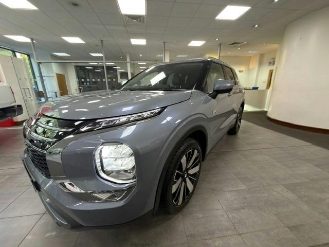 Mitsubishi Outlander PHEV 2.4 22.7kwh Nativa SUV 5dr Petrol Plug In Hybrid Cvt 4wd Euro 6 (s/s) (299 Ps) 2026