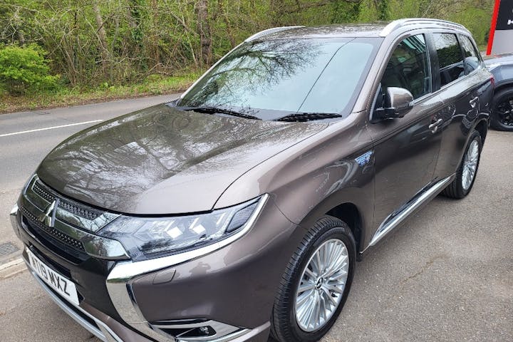  Mitsubishi Outlander PHEV 2.4h Twinmotor 13.8kwh 4h SUV 5dr Petrol Plug In Hybrid Cvt 4wd Euro 6 (s/s) (209 Ps) 2019
