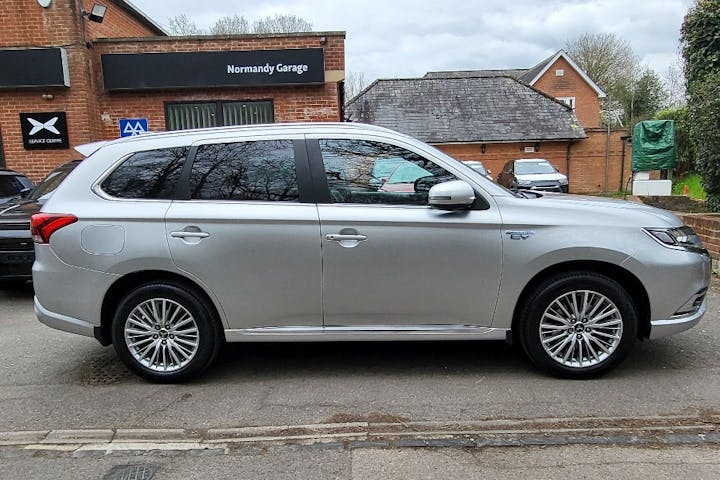  Mitsubishi Outlander PHEV 2.4h Twinmotor 13.8kwh 4h SUV 5dr Petrol Plug In Hybrid Cvt 4wd Euro 6 (s/s) (209 Ps) 2018