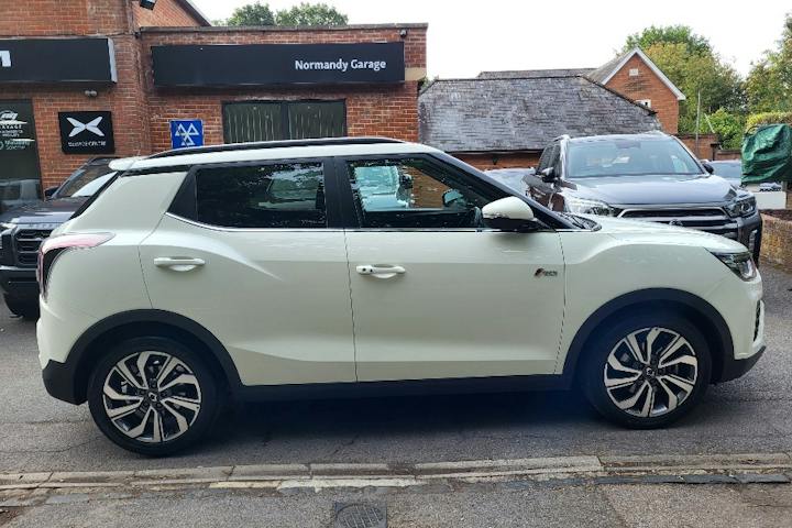  Ssangyong Tivoli 1.5p Ultimate SUV 5dr Petrol Manual Euro 6 (s/s) (163 Ps) 2023