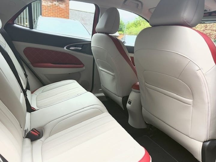 Gwm Funky Cat 48kwh First Edition Hatchback 5dr Electric Auto (171 Ps) 2023