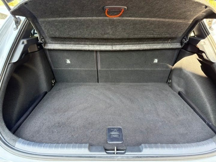  Toyota Corolla Hatchback 1.8 VVT H Icon Hatchback 5dr Petrol Hybrid Cvt Euro 6 (s/s) (122 Ps) 2020