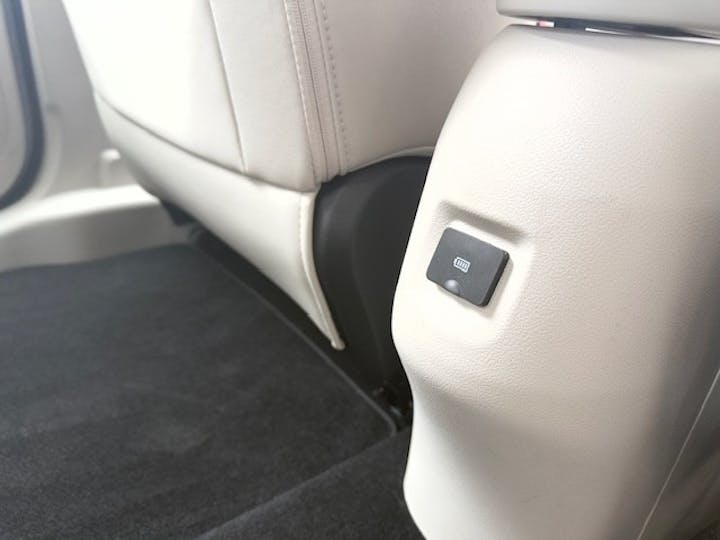 Gwm Funky Cat 48kwh First Edition Hatchback 5dr Electric Auto (171 Ps) 2023