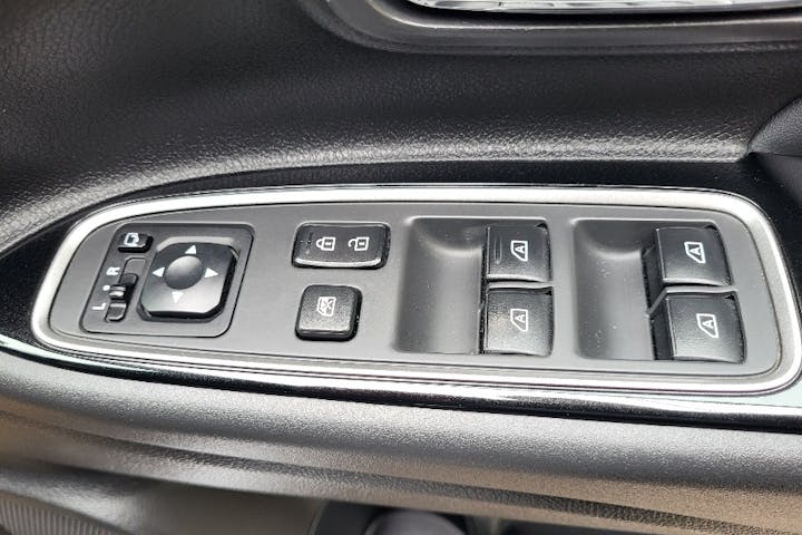  Mitsubishi Outlander PHEV 2.4h Twinmotor 13.8kwh 4h SUV 5dr Petrol Plug In Hybrid Cvt 4wd Euro 6 (s/s) (209 Ps) 2019