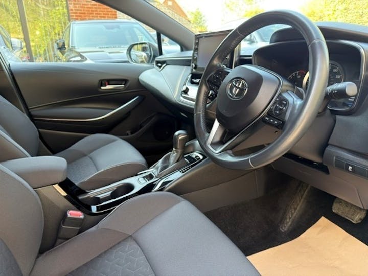  Toyota Corolla Hatchback 1.8 VVT H Icon Hatchback 5dr Petrol Hybrid Cvt Euro 6 (s/s) (122 Ps) 2020