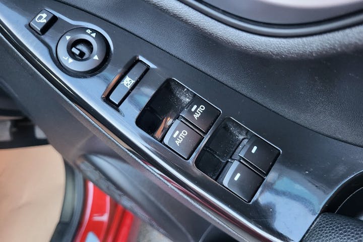  Hyundai ix20 1.6 Premium Nav Hatchback 5dr Petrol Auto Euro 6 (125 Ps) 2018