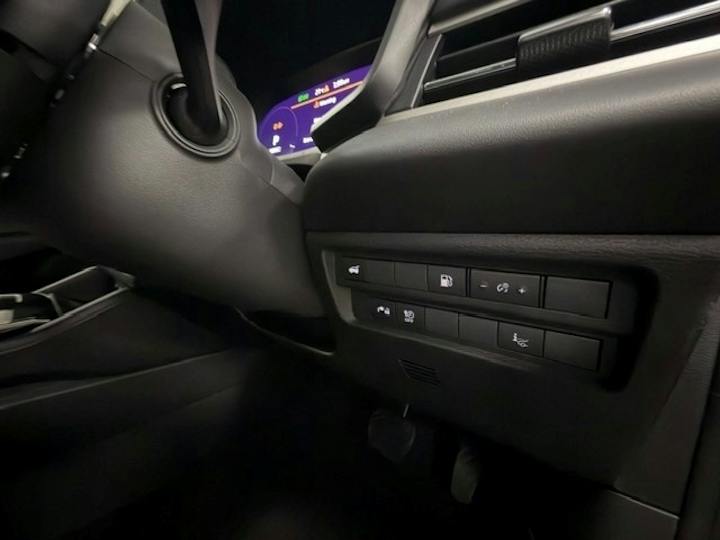  Mitsubishi Outlander PHEV 2.4 22.7kwh Nativa SUV 5dr Petrol Plug In Hybrid Cvt 4wd Euro 6 (s/s) (299 Ps) 2026