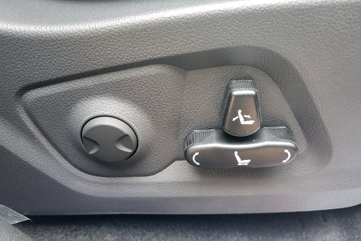  KGM Musso 2.2d Saracen Pickup Double Cab 4dr Diesel Auto 4wd Euro 6 (202 Ps) 2025