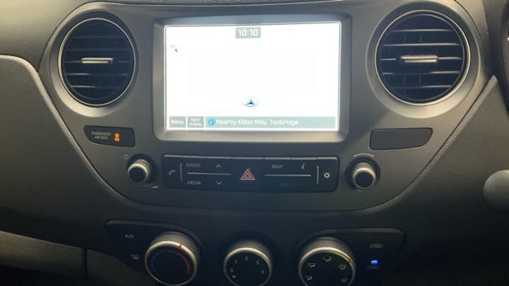  Hyundai i10 1.0 Play Hatchback 5dr Petrol Manual Euro 6 (67 Ps) 2020