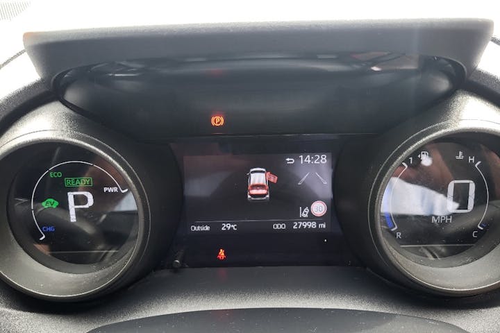  Toyota Yaris 1.5 VVT H Design Hatchback 5dr Petrol Hybrid E Cvt Euro 6 (s/s) (116 Ps) 2021