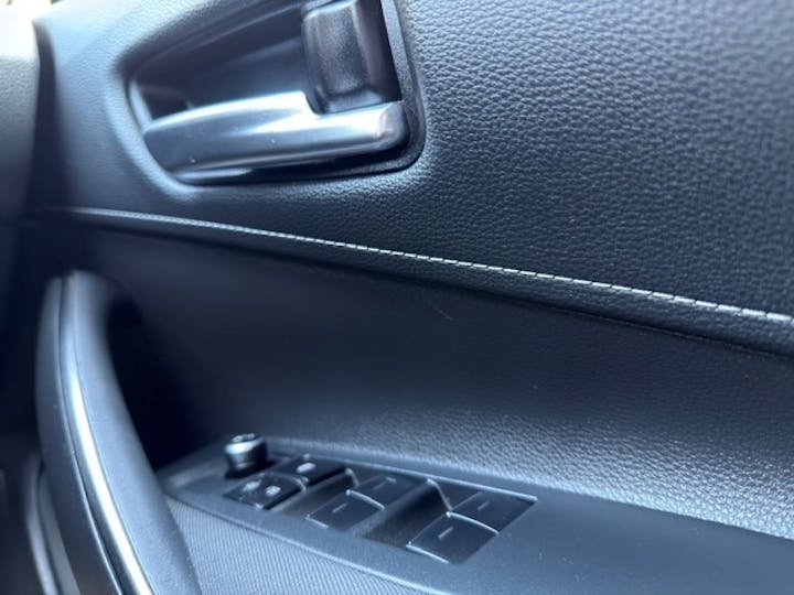  Toyota Corolla Hatchback 1.8 VVT H Icon Hatchback 5dr Petrol Hybrid Cvt Euro 6 (s/s) (122 Ps) 2020