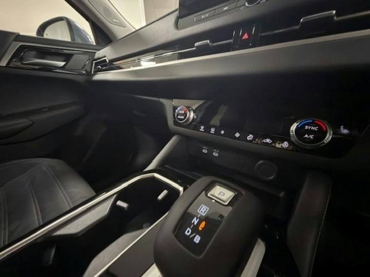  Mitsubishi Outlander PHEV 2.4 22.7kwh Nativa SUV 5dr Petrol Plug In Hybrid Cvt 4wd Euro 6 (s/s) (299 Ps) 2026
