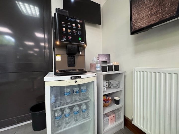  Gwm Funky Cat 48kwh First Edition Hatchback 5dr Electric Auto (171 Ps) 2023