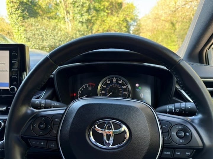  Toyota Corolla Hatchback 1.8 VVT H Icon Hatchback 5dr Petrol Hybrid Cvt Euro 6 (s/s) (122 Ps) 2020