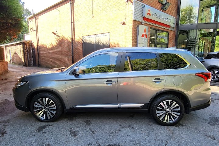  Mitsubishi Outlander 2.0 Exceed 2020