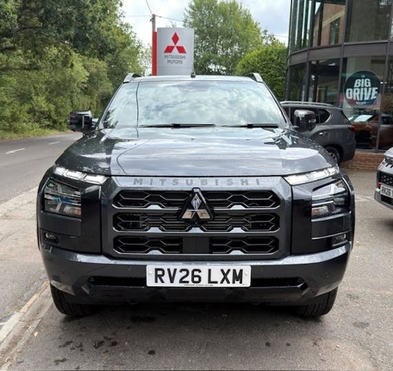  Mitsubishi L200 2.4 Bi Turbo Barbarian Pickup Double Cab 4dr Diesel Auto 4wd Euro 6 (s/s) (204 Ps) 2026