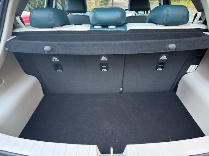  Gwm Funky Cat 48kwh First Edition Hatchback 5dr Electric Auto (171 Ps) 2023