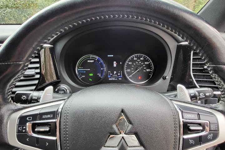  Mitsubishi Outlander PHEV 2.4h Twinmotor 13.8kwh 4h SUV 5dr Petrol Plug In Hybrid Cvt 4wd Euro 6 (s/s) (209 Ps) 2018