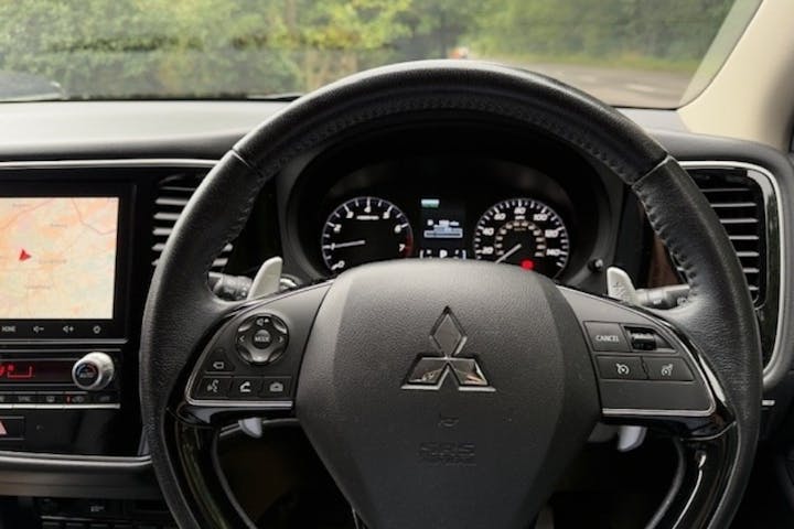  Mitsubishi Outlander 2.0 Mivec Exceed SUV 5dr Petrol Cvt 4wd Euro 6 (s/s) (150 Ps) 2019