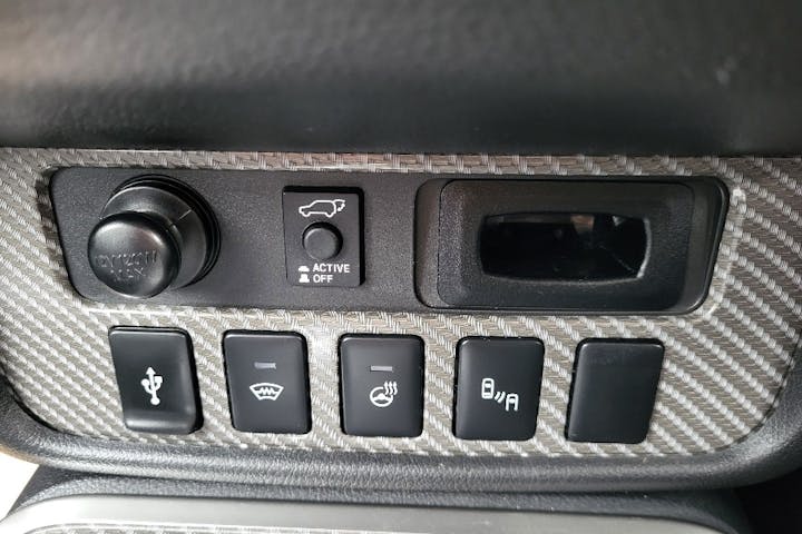  Mitsubishi Outlander PHEV 2.4h Twinmotor 13.8kwh 4h SUV 5dr Petrol Plug In Hybrid Cvt 4wd Euro 6 (s/s) (209 Ps) 2019