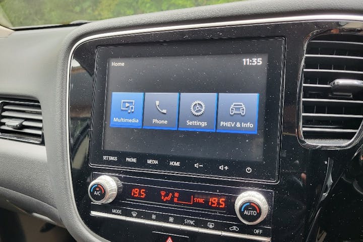  Mitsubishi Outlander PHEV 2.4h Twinmotor 13.8kwh Reflex Plus SUV 5dr Petrol Plug In Hybrid Cvt 4wd Euro 6 (s/s) (224 Ps) 2020