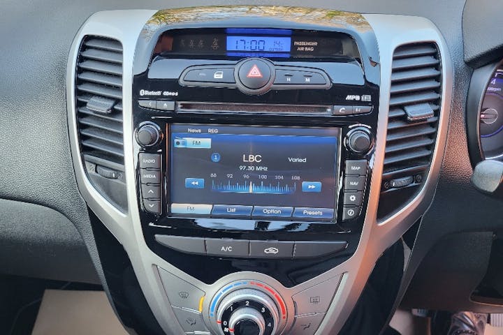  Hyundai ix20 1.6 Premium Nav Hatchback 5dr Petrol Auto Euro 6 (125 Ps) 2018