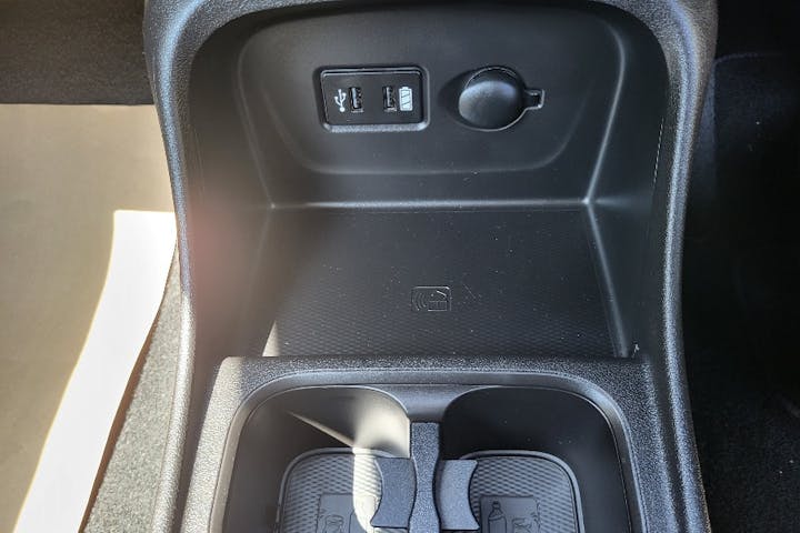  Gwm Ora 03 48kwh Pure Plus Hatchback 5dr Electric Auto (171 Ps) 2024
