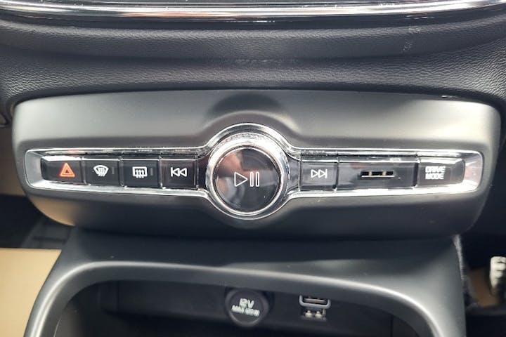  Volvo XC40 2.0 D4 R Design Pro SUV 5dr Diesel Auto Awd Euro 6 (s/s) (190 Ps) 2019