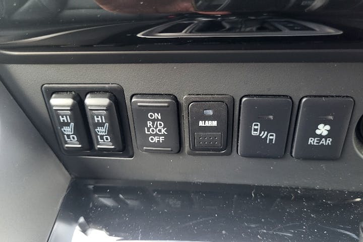  Mitsubishi Shogun Sport 2.4d 4 SUV 5dr Diesel Auto 4wd Euro 6 (181 Ps) 2021