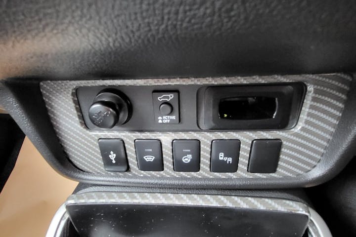  Mitsubishi Outlander PHEV 2.4h Twinmotor 13.8kwh 4h SUV 5dr Petrol Plug In Hybrid Cvt 4wd Euro 6 (s/s) (209 Ps) 2018