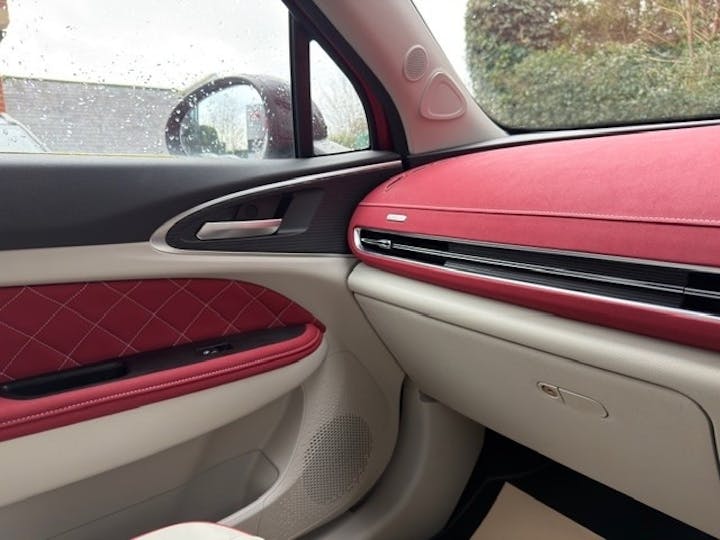  Gwm Ora 03 48kwh Pure Plus Hatchback 5dr Electric Auto (171 Ps) 2024