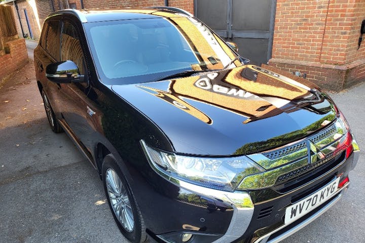  Mitsubishi Outlander PHEV 2.4h Twinmotor 13.8kwh Dynamic SUV 5dr Petrol Plug In Hybrid Cvt 4wd Euro 6 (s/s) (224 Ps) 2020