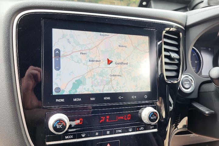 Mitsubishi Outlander PHEV 2.4h Twinmotor 13.8kwh Exceed SUV 5dr Petrol Plug In Hybrid Cvt 4wd Euro 6 (s/s) (224 Ps) 2019