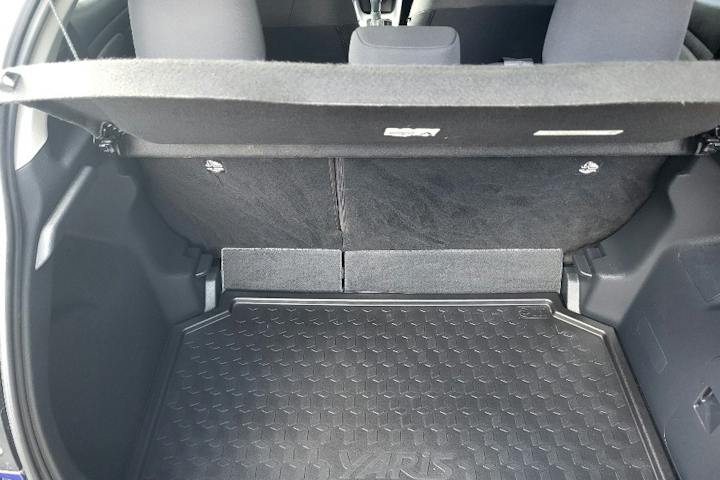  Toyota Yaris 1.5 VVT H Design Hatchback 5dr Petrol Hybrid E Cvt Euro 6 (s/s) (116 Ps) 2021