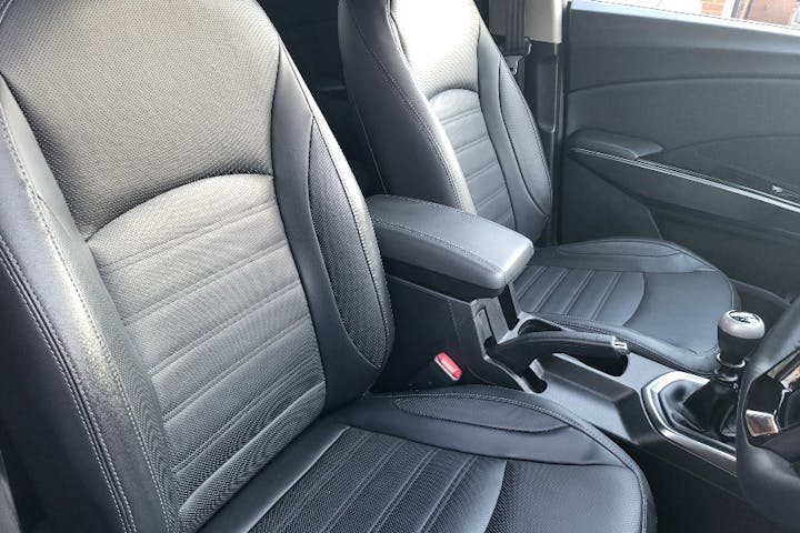  Ssangyong Tivoli 1.5p Ultimate Nav SUV 5dr Petrol Manual Euro 6 (s/s) (163 Ps) 2021