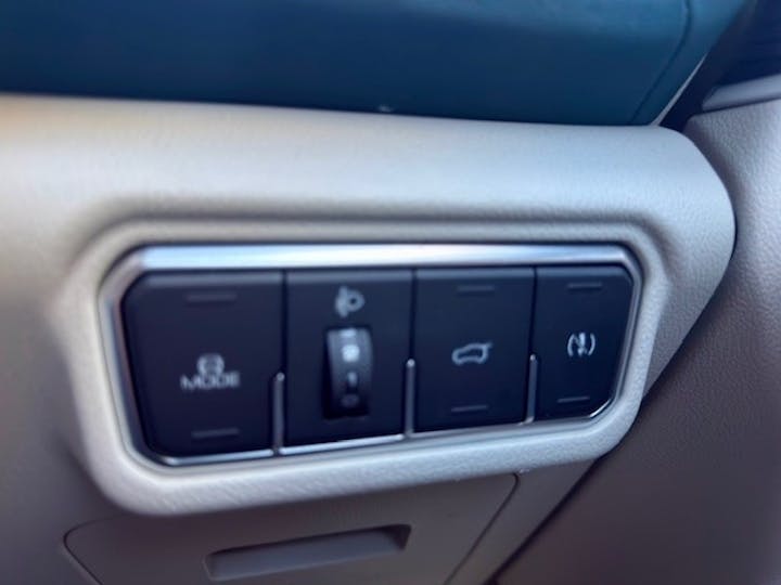  Gwm Funky Cat 48kwh First Edition Hatchback 5dr Electric Auto (171 Ps) 2023