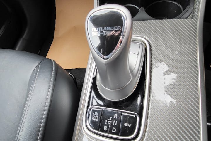  Mitsubishi Outlander PHEV 2.4h Twinmotor 13.8kwh 4h SUV 5dr Petrol Plug In Hybrid Cvt 4wd Euro 6 (s/s) (209 Ps) 2018