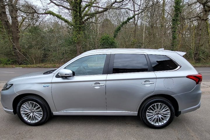  Mitsubishi Outlander PHEV 2.4h Twinmotor 13.8kwh 4h SUV 5dr Petrol Plug In Hybrid Cvt 4wd Euro 6 (s/s) (209 Ps) 2018