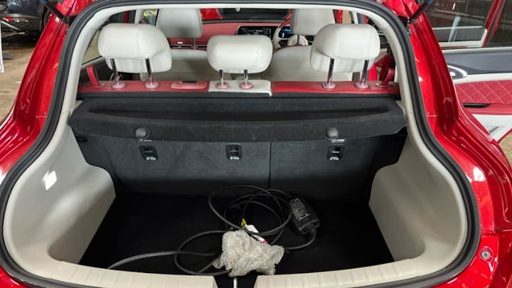  Gwm Ora 03 48kwh Pure Plus Hatchback 5dr Electric Auto (171 Ps) 2024
