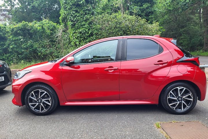  Toyota Yaris 1.5 VVT H Design Hatchback 5dr Petrol Hybrid E Cvt Euro 6 (s/s) (116 Ps) 2021