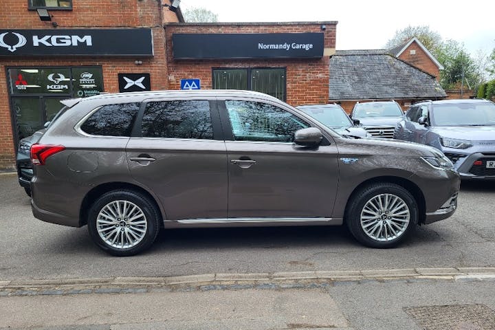  Mitsubishi Outlander PHEV 2.4h Twinmotor 13.8kwh 4h SUV 5dr Petrol Plug In Hybrid Cvt 4wd Euro 6 (s/s) (209 Ps) 2019