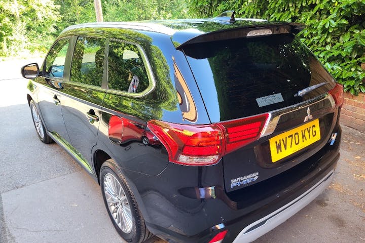  Mitsubishi Outlander PHEV 2.4h Twinmotor 13.8kwh Dynamic SUV 5dr Petrol Plug In Hybrid Cvt 4wd Euro 6 (s/s) (224 Ps) 2020