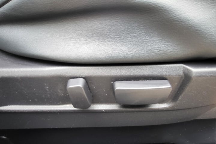  Mitsubishi Outlander PHEV 2.4h Twinmotor 13.8kwh 4h SUV 5dr Petrol Plug In Hybrid Cvt 4wd Euro 6 (s/s) (209 Ps) 2018