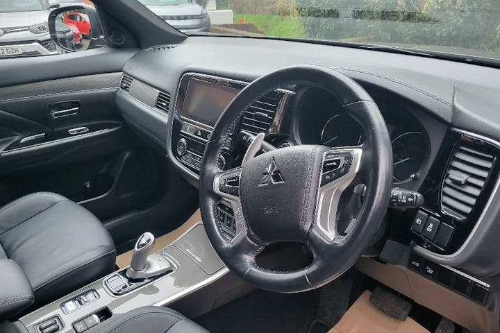  Mitsubishi Outlander PHEV 2.4h Twin Motor 13.8kwh 4h SUV 5dr Petrol Plug In Hybrid Cvt 4wd Euro 6 (s/s) (209 Ps) 2019