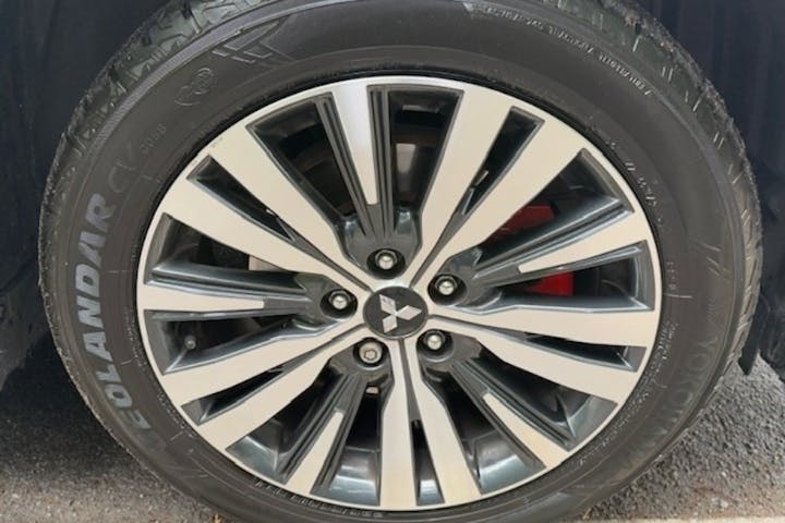  Mitsubishi Outlander 2.0 Mivec Exceed SUV 5dr Petrol Cvt 4wd Euro 6 (s/s) (150 Ps) 2019
