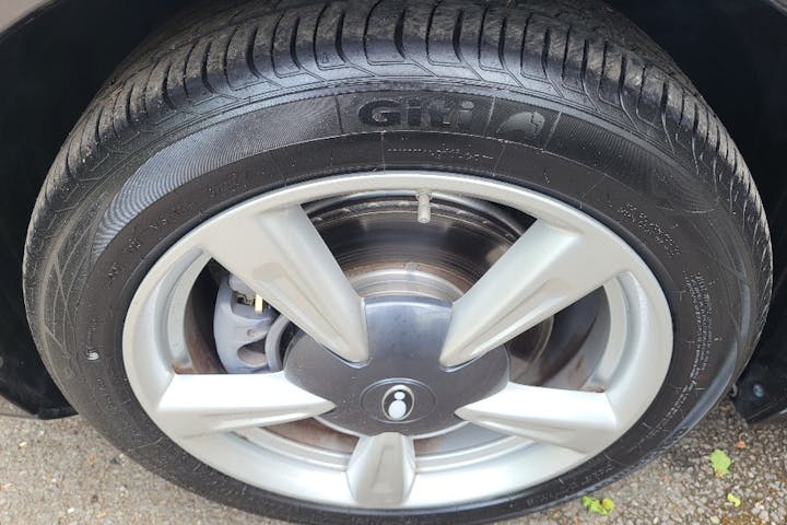  Gwm Ora 03 48kwh Pure Plus Hatchback 5dr Electric Auto (171 Ps) 2024