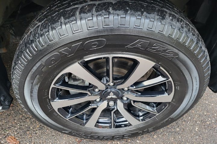  Mitsubishi Shogun Sport 2.4d 4 4wd LWB Euro 6 (181 Ps) 2020