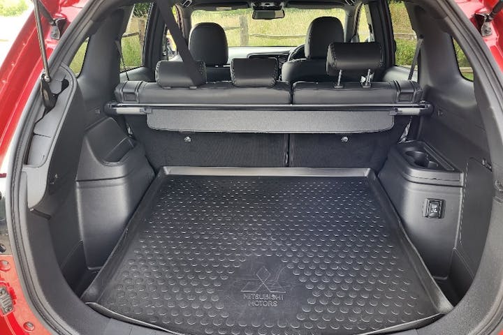  Mitsubishi Outlander PHEV 2.4h Twinmotor 13.8kwh Exceed SUV 5dr Petrol Plug In Hybrid Cvt 4wd Euro 6 (s/s) (224 Ps) 2019